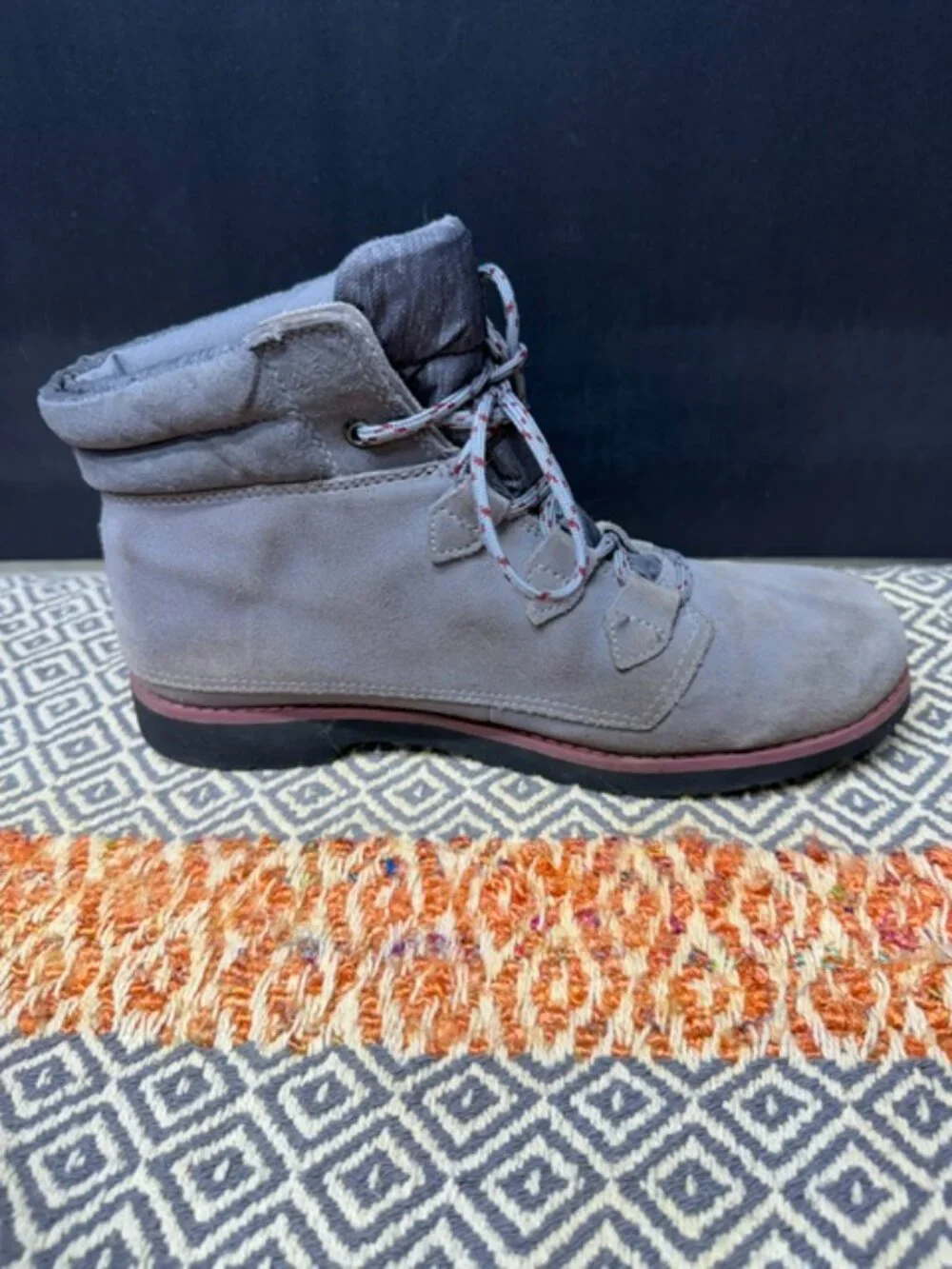 The North Face Ballard Roll Down Boots Woman's Size 9.5